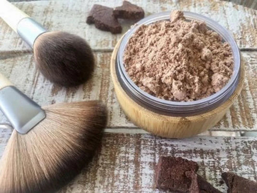 Eco-Friendly All-Natural Bronzer Loose Powder for a Radiant Glow